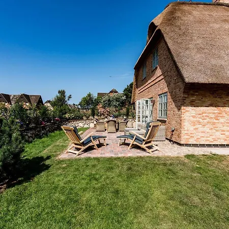 Charlottes-strandhus Tatil Evi *